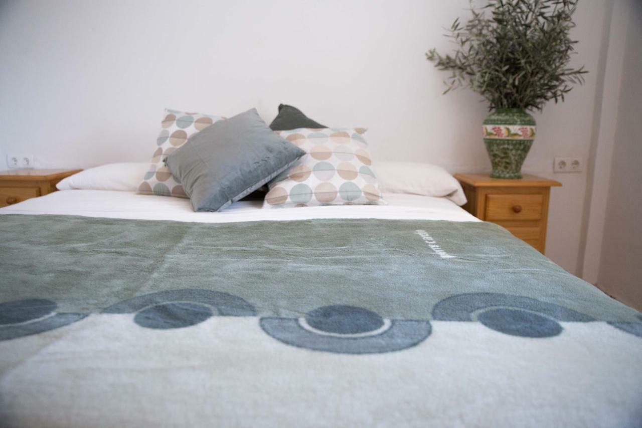 アロラ Fuego Blanco Bed & Breakfast エクステリア 写真